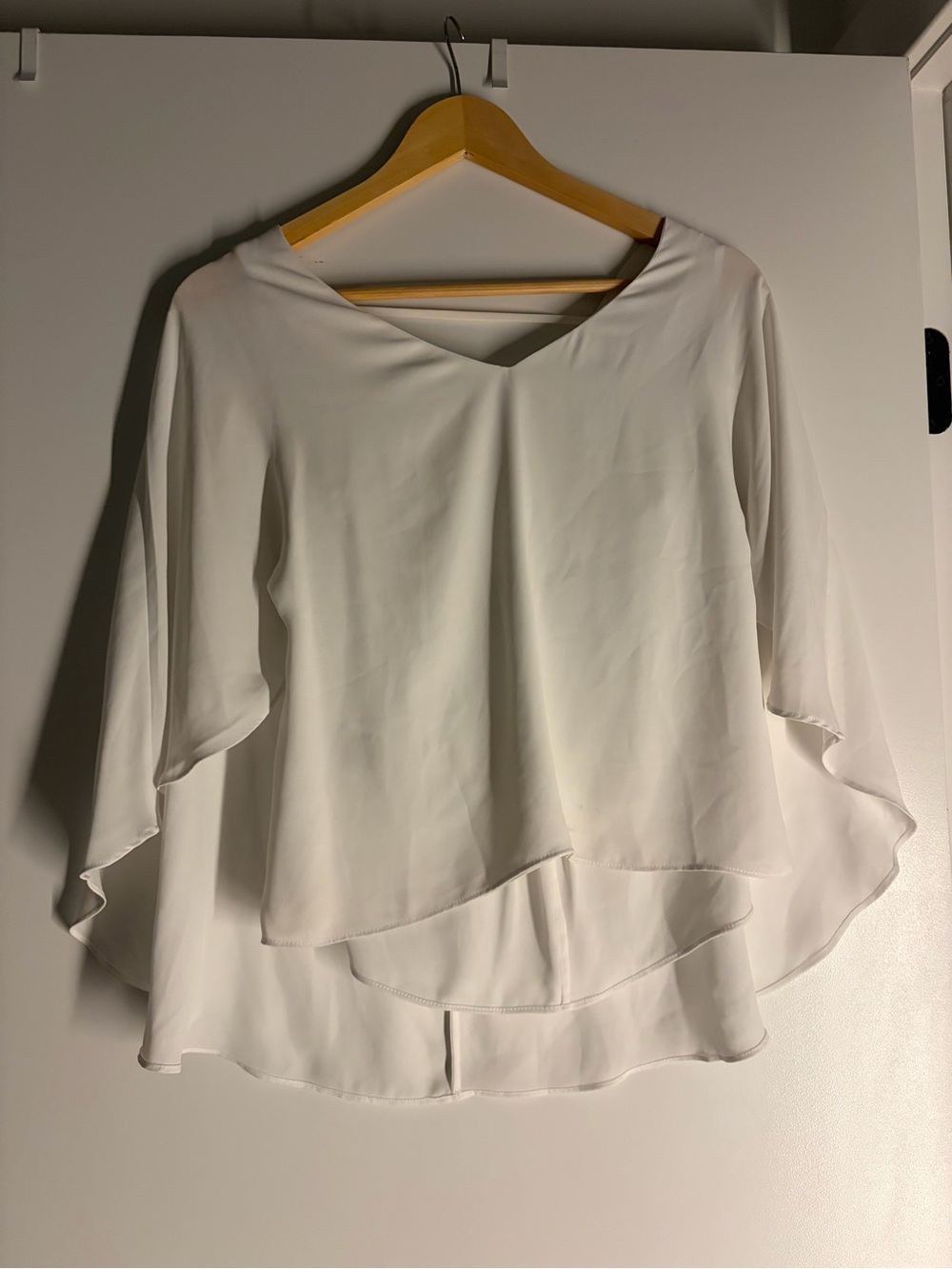 BCBGMaxAzria White Layered V-Neck Blouse